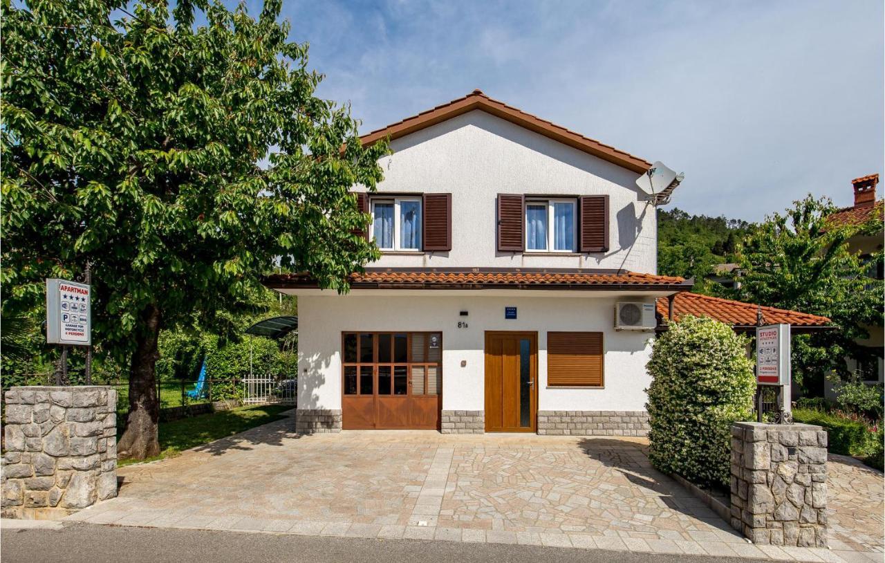 Nice Apartment In Rukavac With Kitchen エクステリア 写真