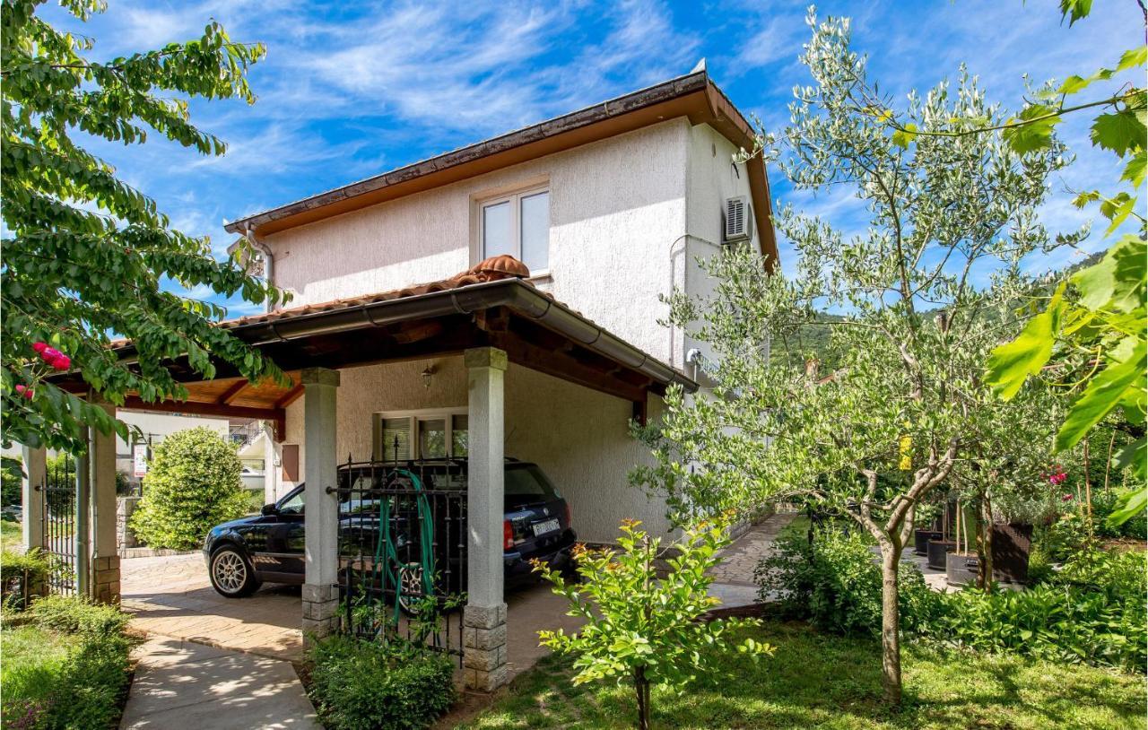 Nice Apartment In Rukavac With Kitchen エクステリア 写真