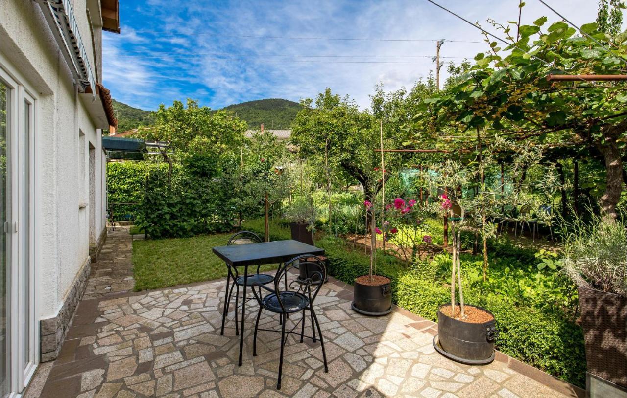 Nice Apartment In Rukavac With Kitchen エクステリア 写真